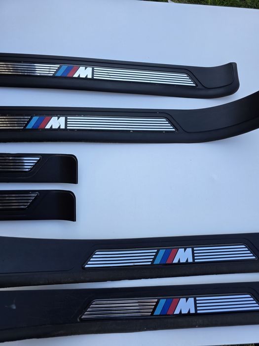 Listwy listwa nakładki progowe progowa BMW E39 M-Pakiet osłony dekory