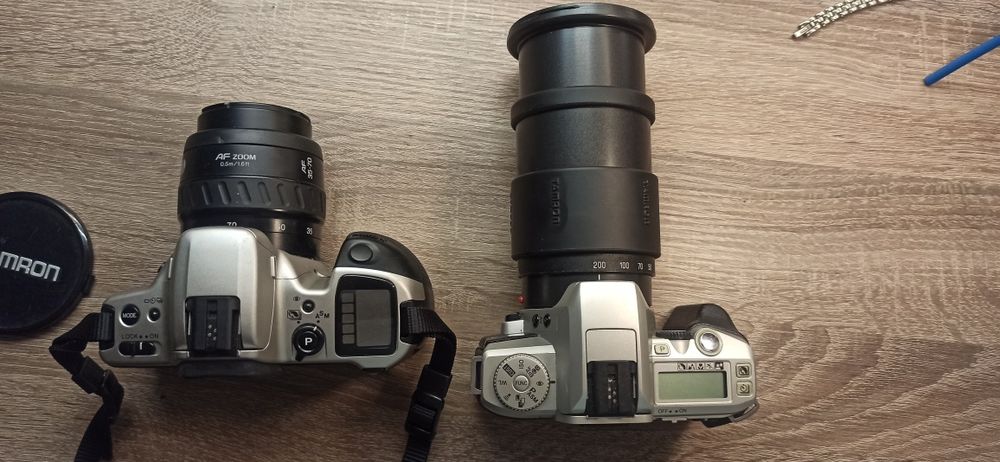 Плёночный фотоаппарат minolta