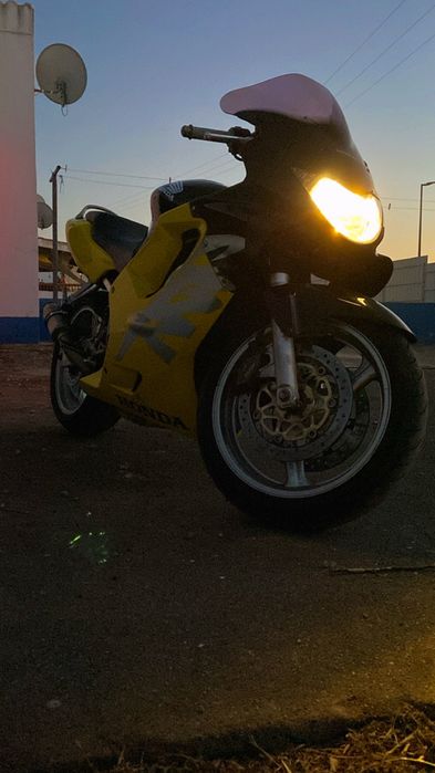 Honda CBR 600 F4 25 KW