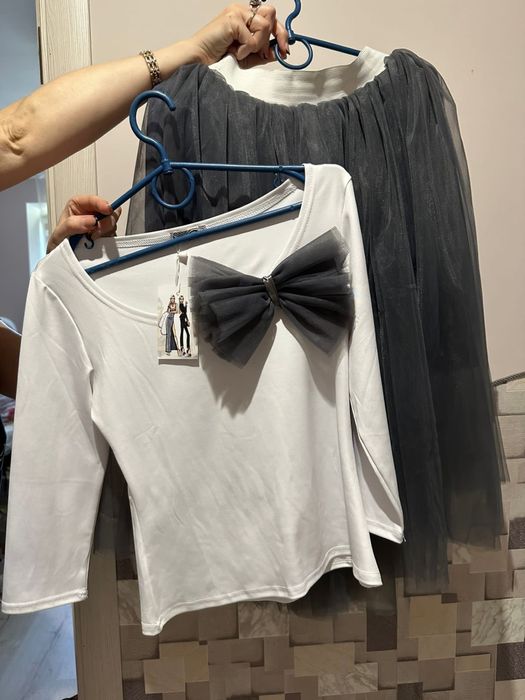 Шикарний Плаття костюм новий