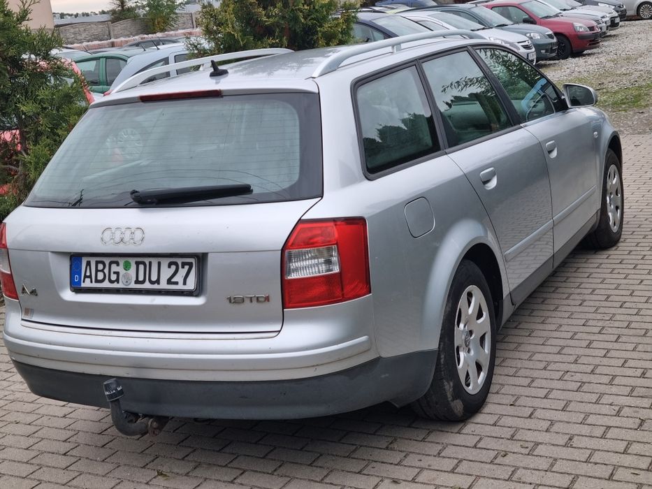 Ładne a4 Małysz 19 tdi 130 koni 297 przebiegu z niemiec