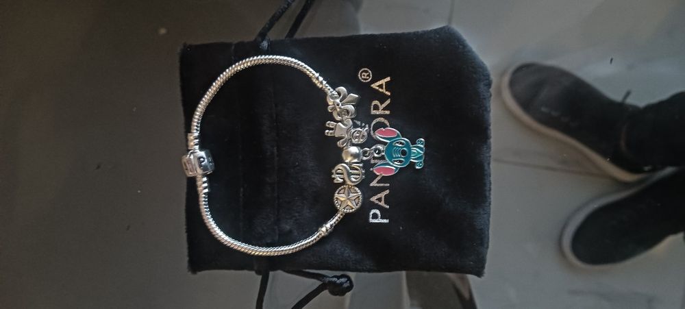 Pandora pulseiras e anéis