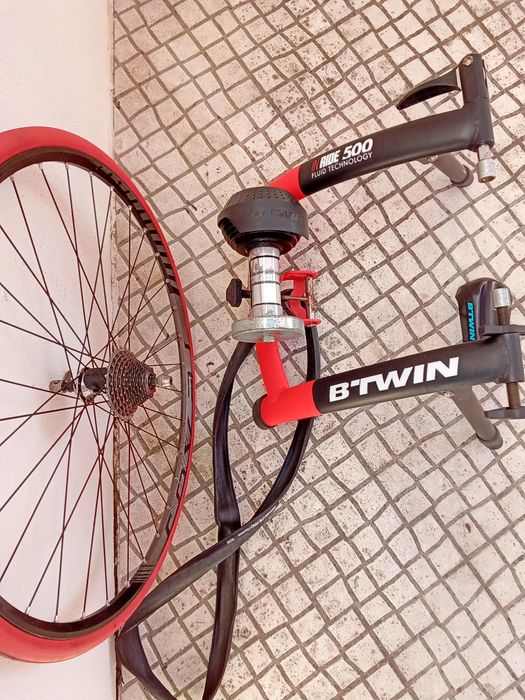 Rolo de treino B-twin Ride 500+ Roda com cassete+acessórios