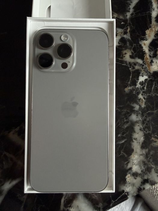 IPhone 15 Pro Max купити по доступній ціні на OLX