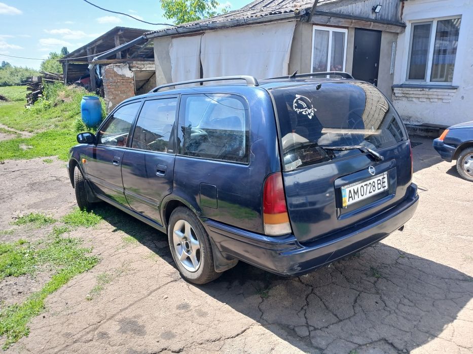 Нісан примера w10 2.0 газ/бензин.