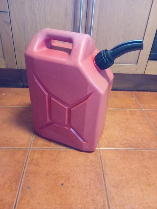 Jerrycan 20L com respiradouro