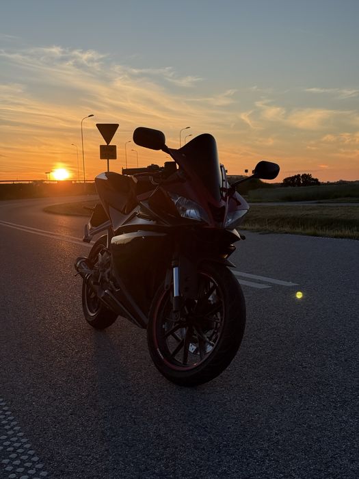 Yamaha YZF R-125