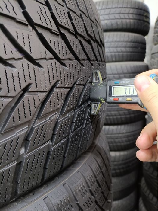 Пара зимової гуми 245/40/20 Nokian