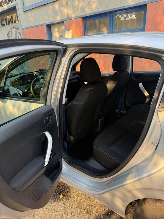 Peugeot 208 1.2 Like - 2017- COMO NOVO!