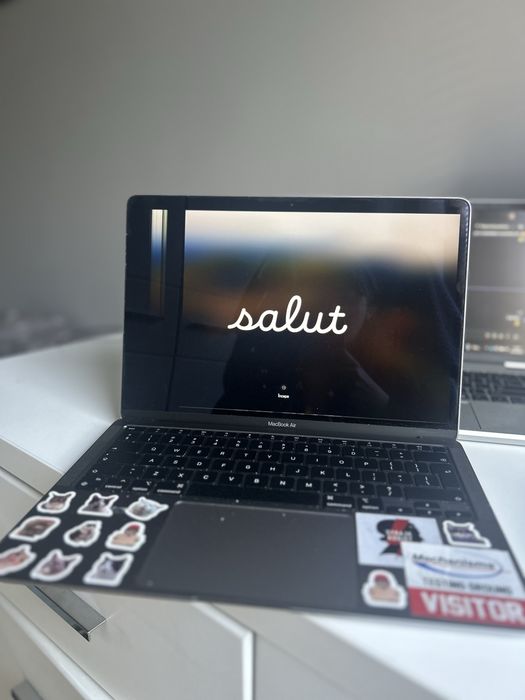 MacBook Air 13” 2020 - uszkodzona matryca