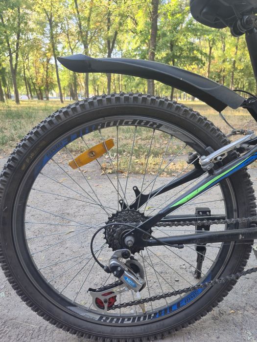 Продам горный подростковый спортивный велосипед 24 INTENZO