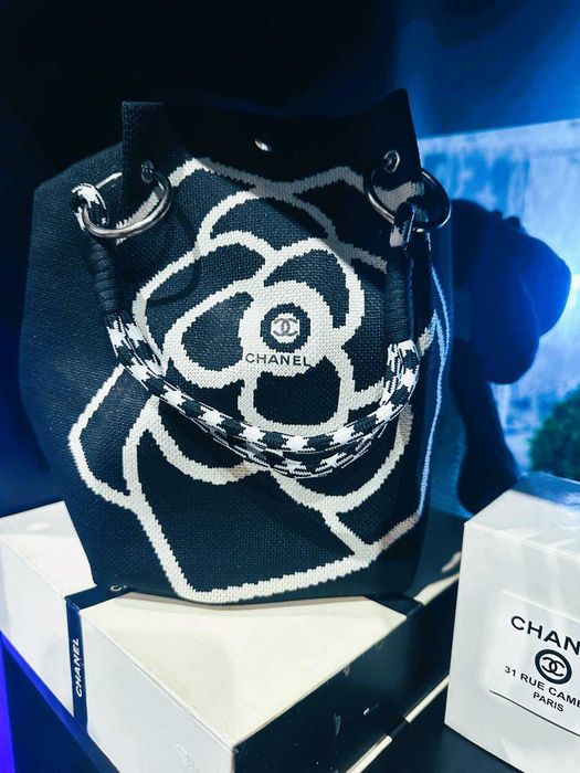 сумки Chanel отличный подарок