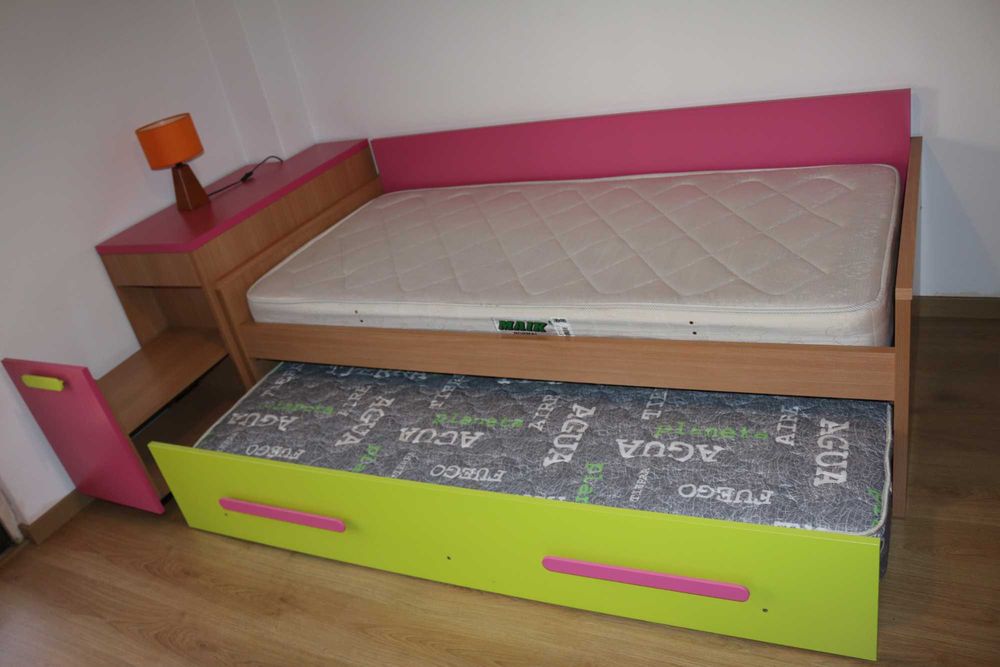 Quarto criança em excelente estado.