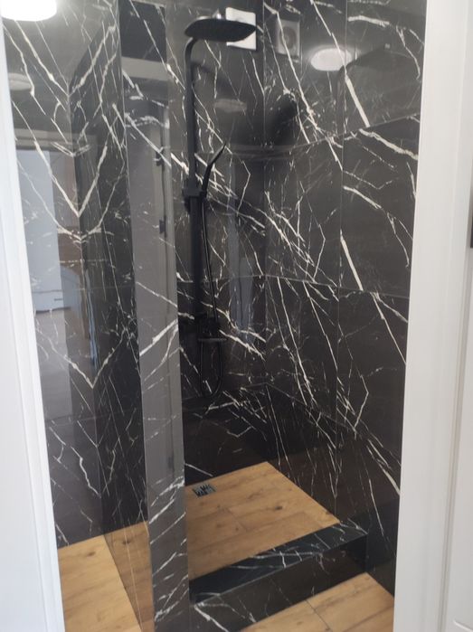 Новий дизайнерський ремонт 1 кімнатна біля парку!