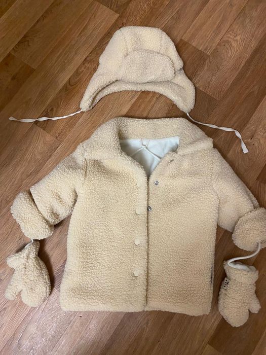 Зимова курточка Little angel+ шапочка та рукавички.