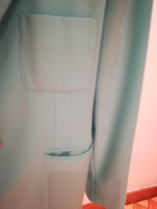 blazer, oversize, tamanho M, usado

preço - 5,00€