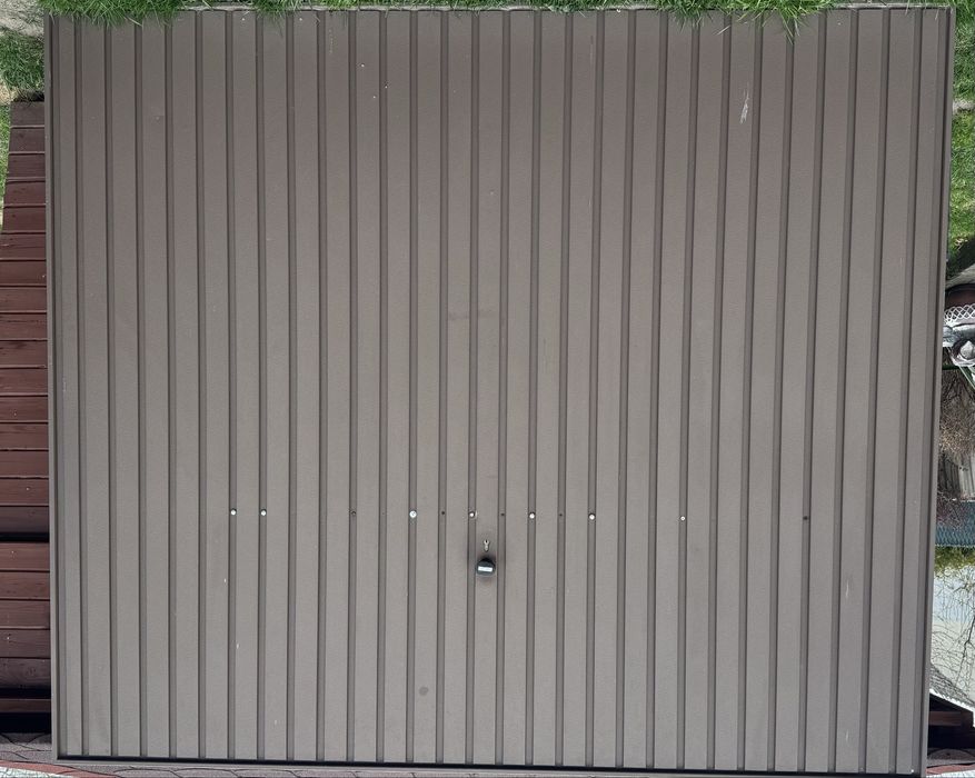 Skrzydło  bramy garażowej