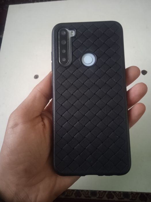 Смартфон redmi note 8 пам'ять 3/32ГБ