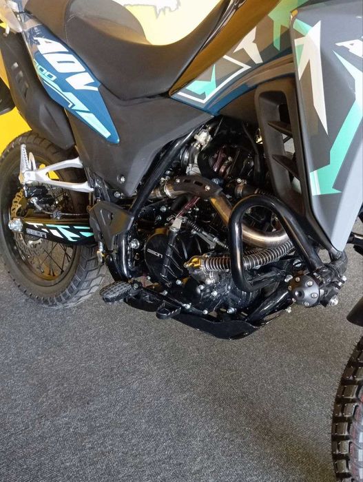 Мотоцикл GEON ADV 300, 4V, МКПП-6