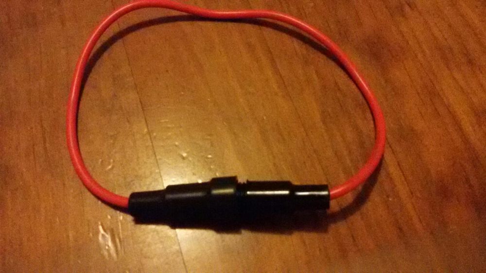 Fuse Holder New / Fuses64752120324483123