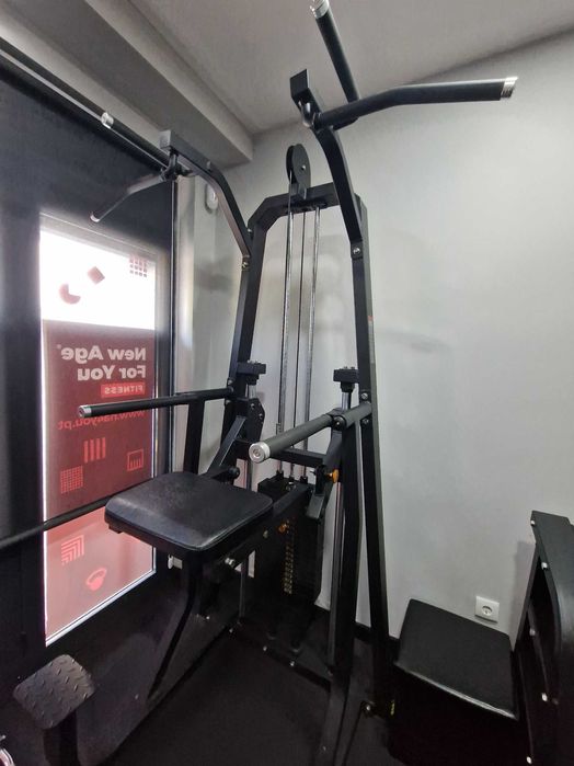 Máquinas de musculação profissionais