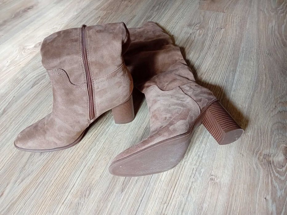 Kozaki rozmiar  41 eko zamsz