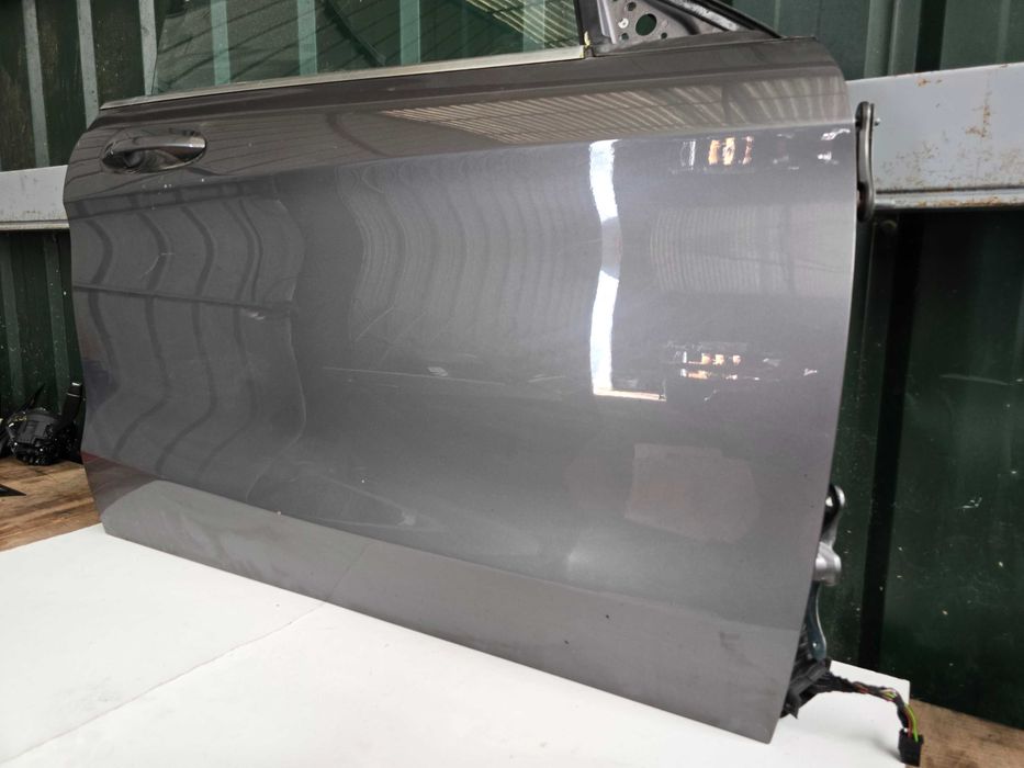 Porta frente direita Mercedes CLA W117 (2013 a 2019)