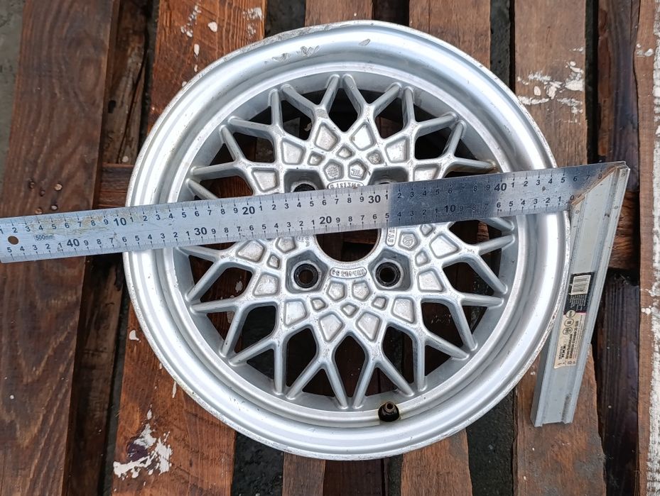 Литой диск титановый, R 13 , легкосплавный