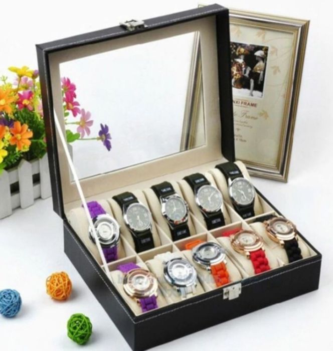 Nowe Etui na zegarki 10szt.