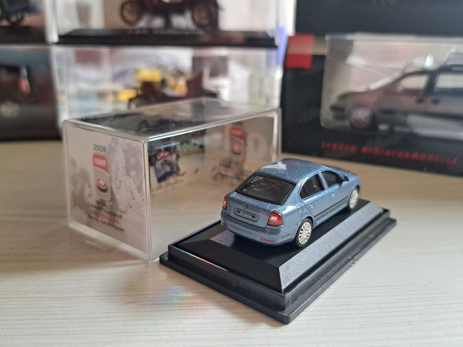 Škoda Octavia ① ミニカー 9台セット 1/72 Škoda Octavia ① ミニカー 9台セット 1/72