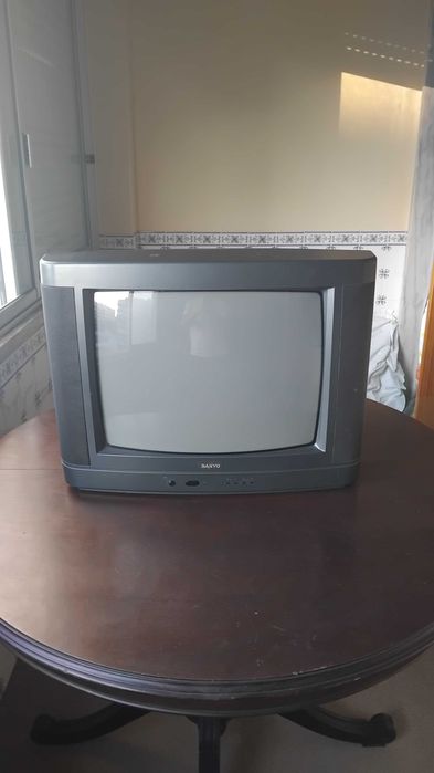 Televisão Sanyo 25'