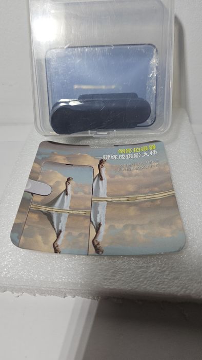 Clip de reflexão do espelho da câmera do telefone verticalmente