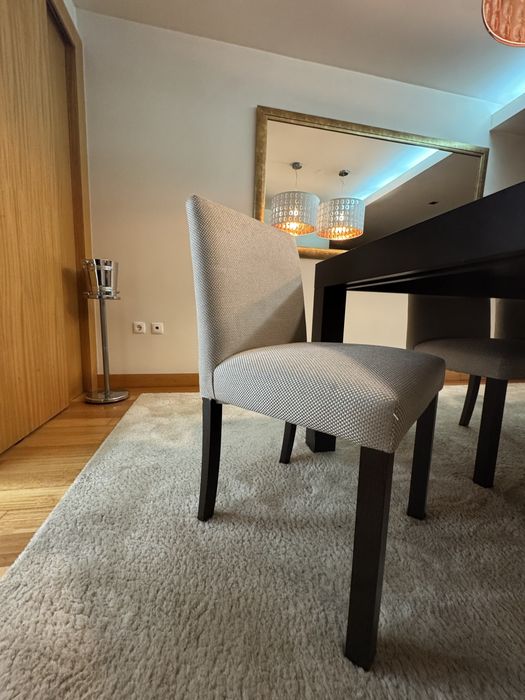 Mesa madeira wengué + cadeiras