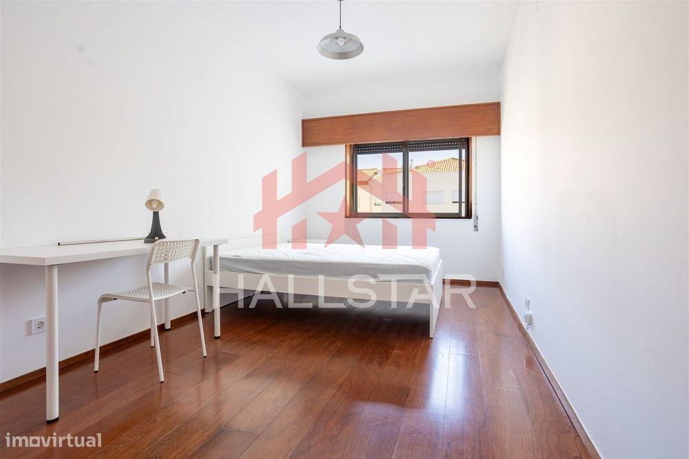 Arrendamento de Quarto / Equipado e Mobilado / Av. Marquês de Pombal