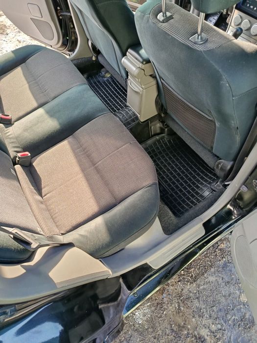 Продам Субару  Форестер 2.0 бенз!