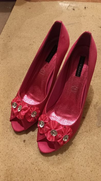 Buty damskie z odkrytymi palcami
