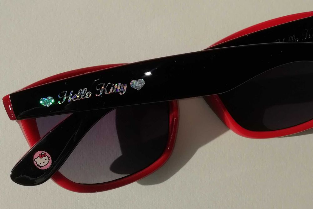 młodzieżowe/ damskie okulary przeciwsłoneczne Hello Kitty