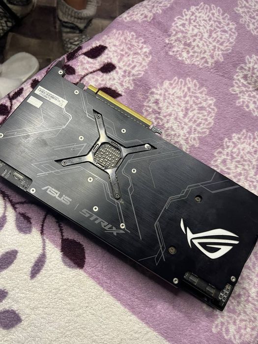 Видеокарта asus Vega 56 8gb