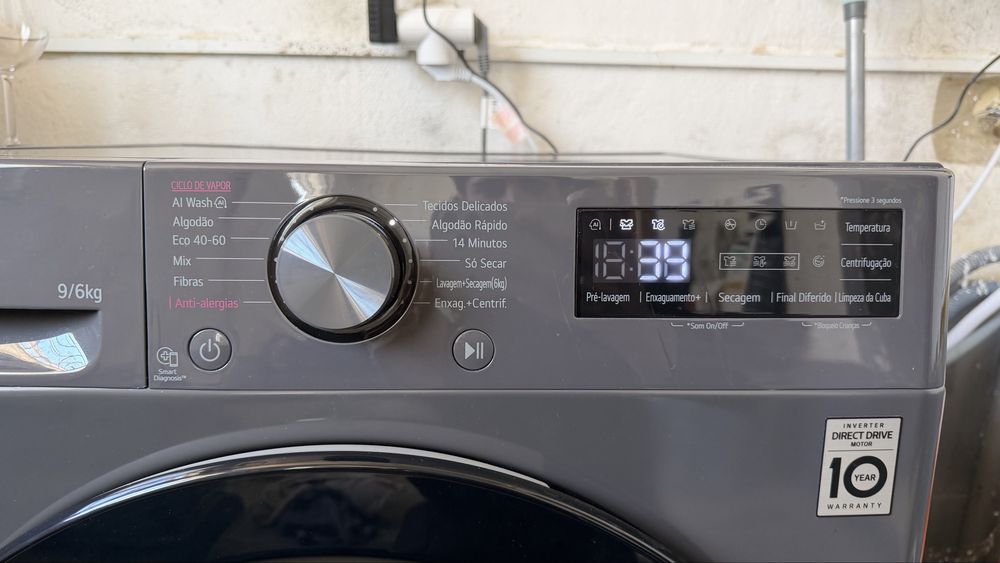 Maquina Lavar e Secar LG 9/6 Kg
