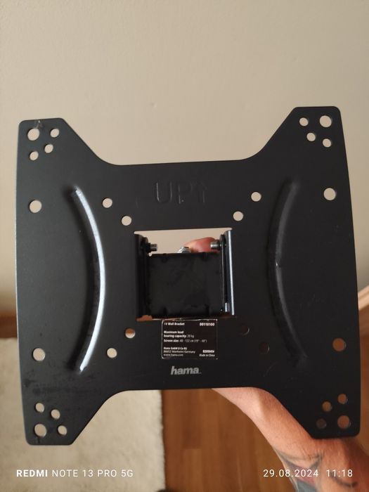 Uchwyt do tv hama