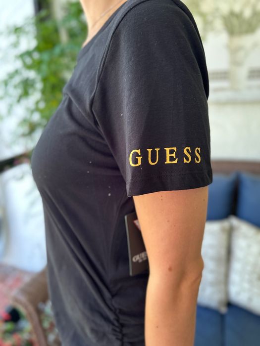 Guess sukienka we wzor roz L