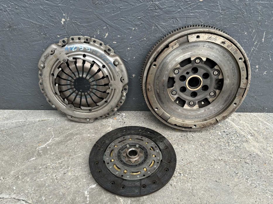 Зчеплення Корзина Диск Маховик Opel Astra J Zafira Mokka 1.4 Turbo