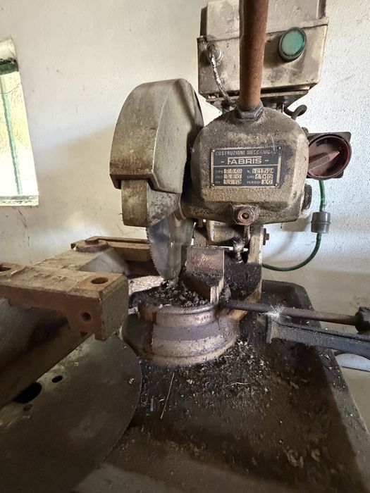 Serra industrial para metais FABRIS 250