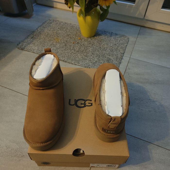 Nowe śniegowce brązowe UGG