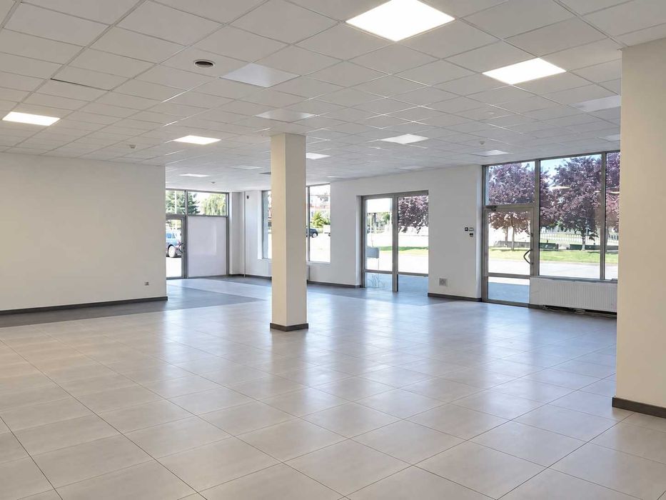 Do wynajęcia Lokal Usługowo-Handlowy 200m2