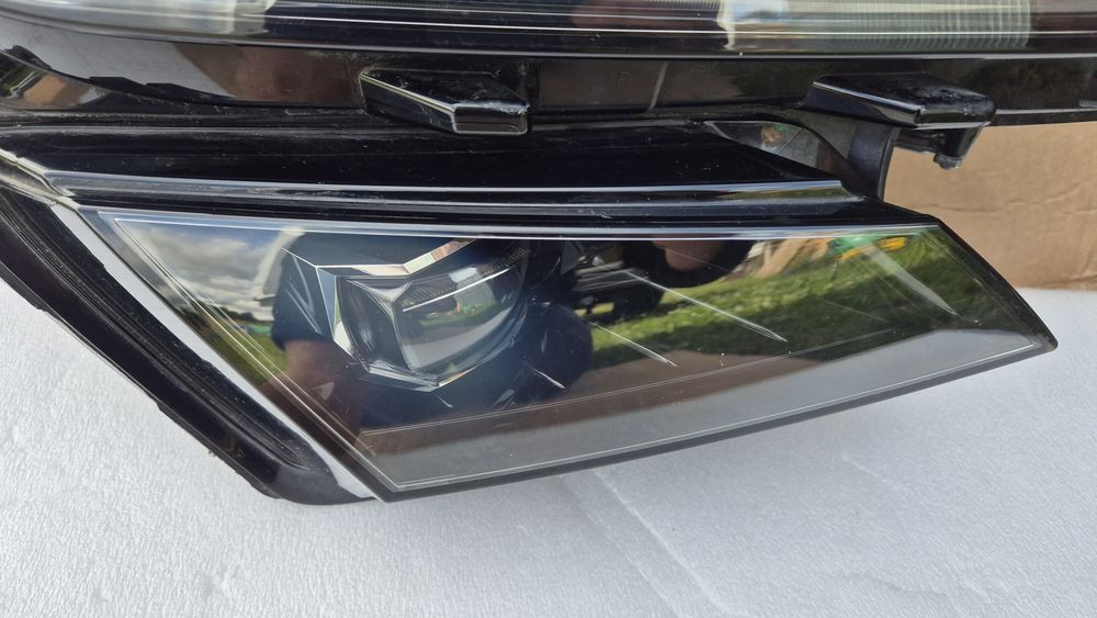 Lampa przód prawa przednia  SKODA KODIAQ 566 566941016