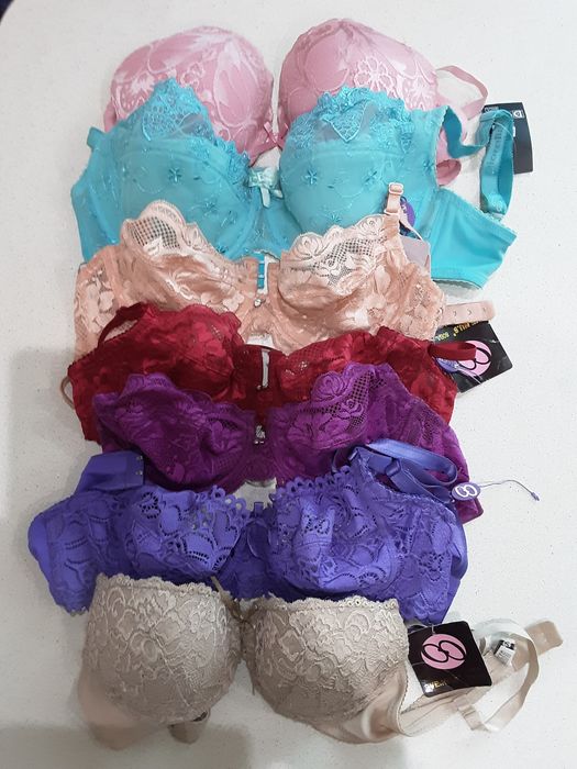 Бюсгалтери Venus, Akosma,Diorella