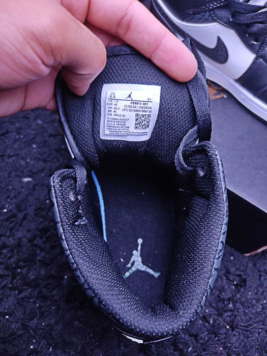 Air Jordan 1 mid