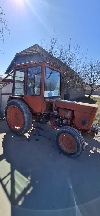 Продається трактор