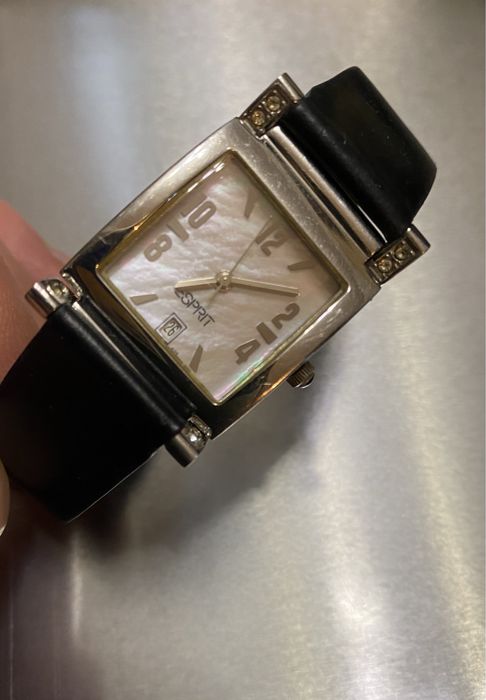 Esprit женские часики с оригинальным ремешком